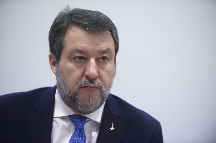 Ucraina, Salvini "Illegale risarcimento con soldi sequestrati alla Russia"