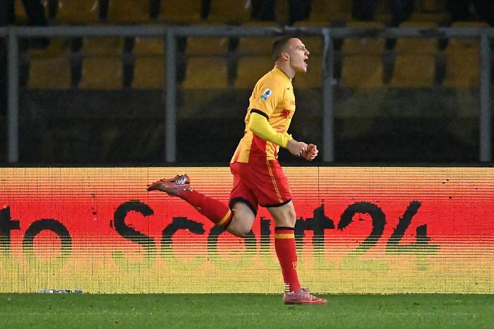 Il Lecce batte il Pisa 1-0 e fa un passo verso la salvezza, decide Stulic