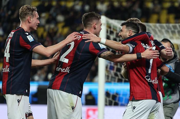 Immobile decisivo dal dischetto: Inter ko, Bologna in finale di Supercoppa