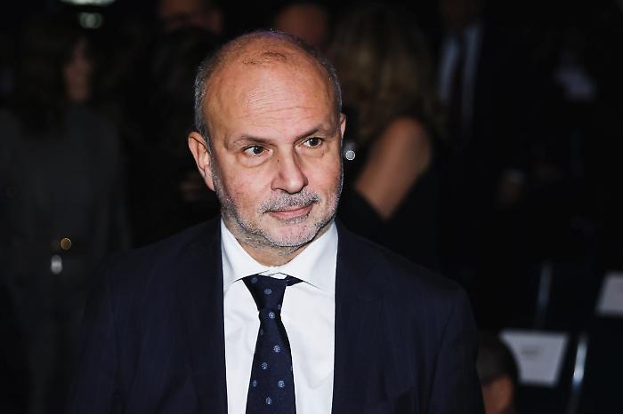 Manovra, Schillaci "Rafforziamo il diritto alla salute"