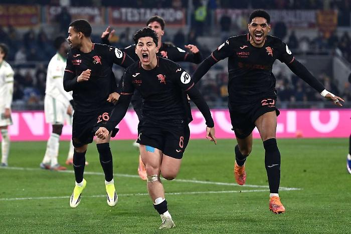 Torino ai quarti di finale di Coppa Italia, Roma battuta 3-2 all'Olimpico