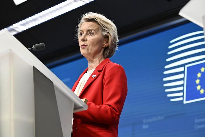 Von der Leyen "Nessuna lacrima per il regime iraniano che ha inflitto morte"